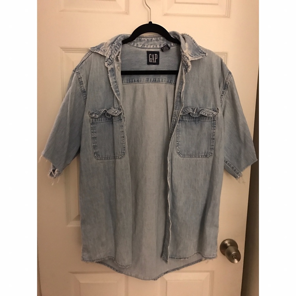 ❗️LAST CHANCE❗️ 90's Gap Denim Cut-off Jacket