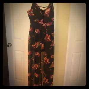 Black/Floral Romper Maxi 🌺