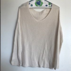 Comfy and loose cable knit Brandy sweater