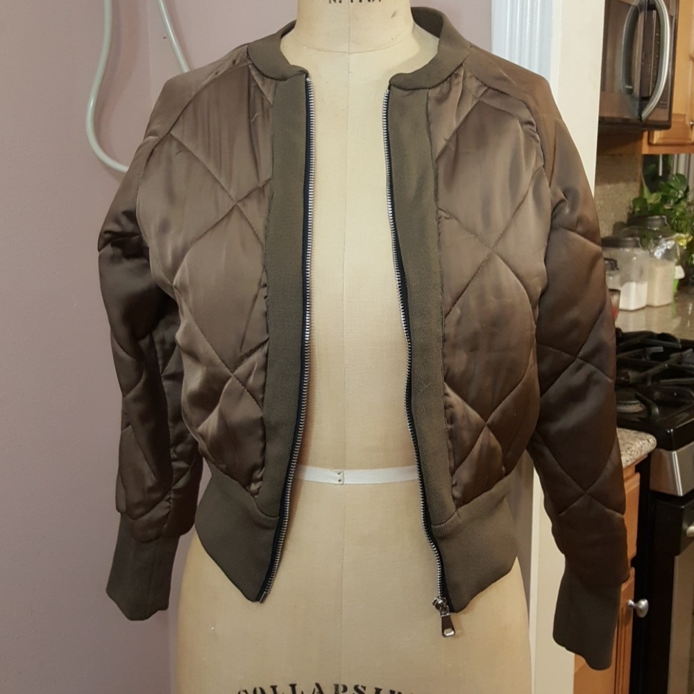Olive bomber