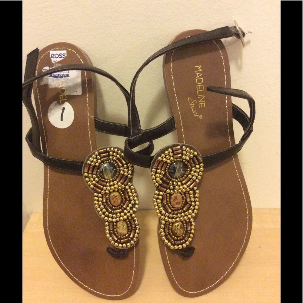 NEW~Madeline Stuart Sandals size 7
