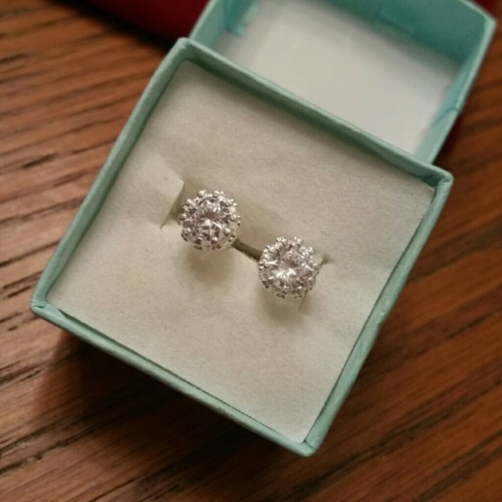 NWT STERLING SILVER CZ STUDS