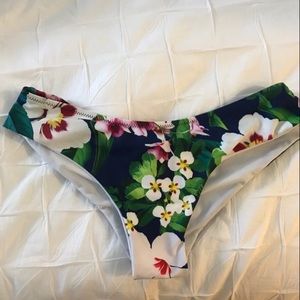 NWOT floral bikini bottoms