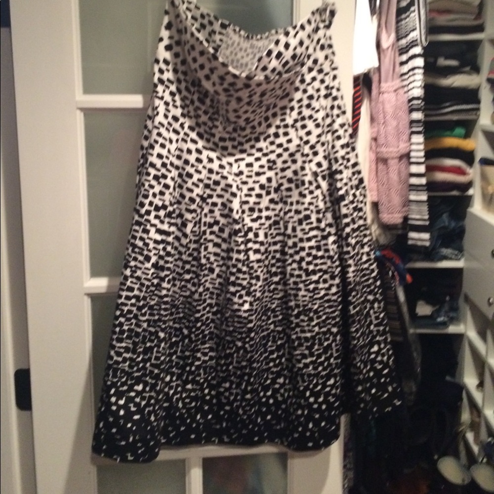 Black and white dress
