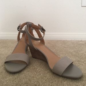Nine West Grey Strap Wedges