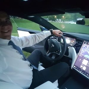 Meet your Posher, Stefan