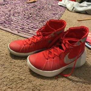 Size 6 , women's 2015 hyperdunks basketball shoes