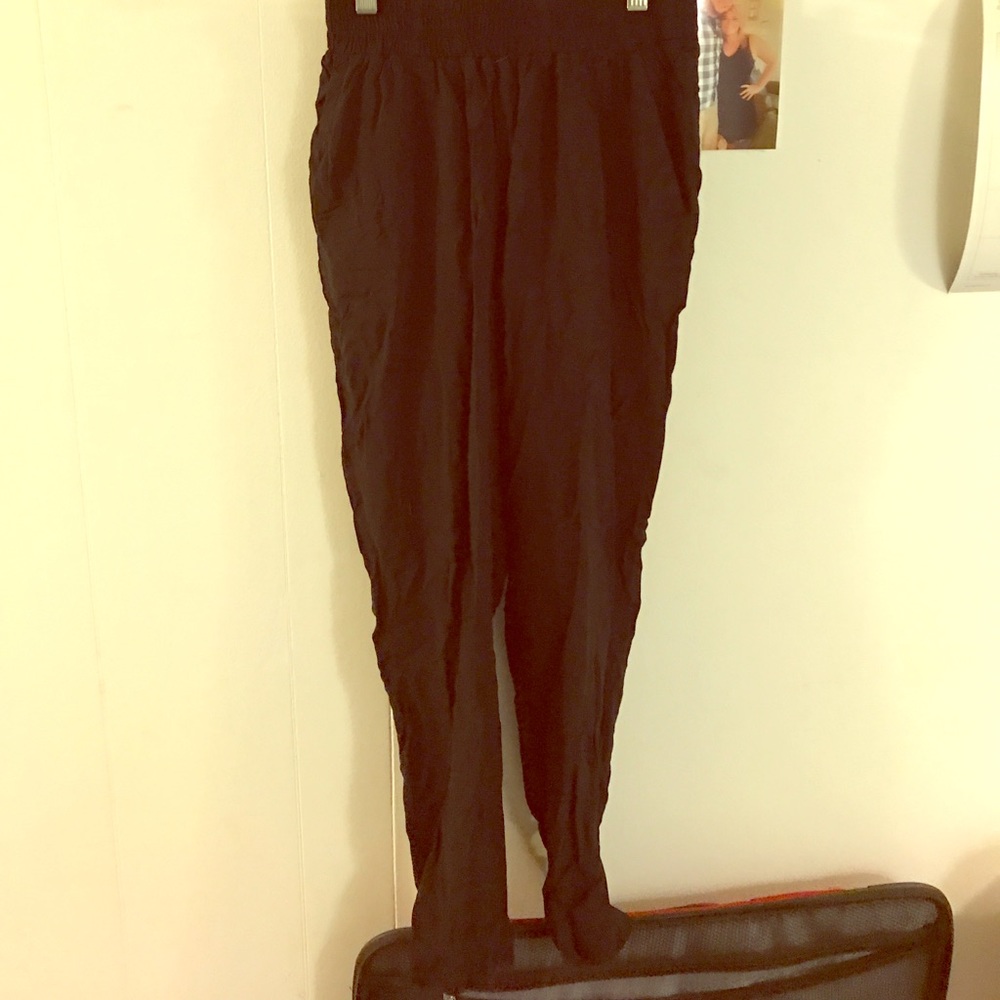 High waisted, skinny, black linen feel, parachute