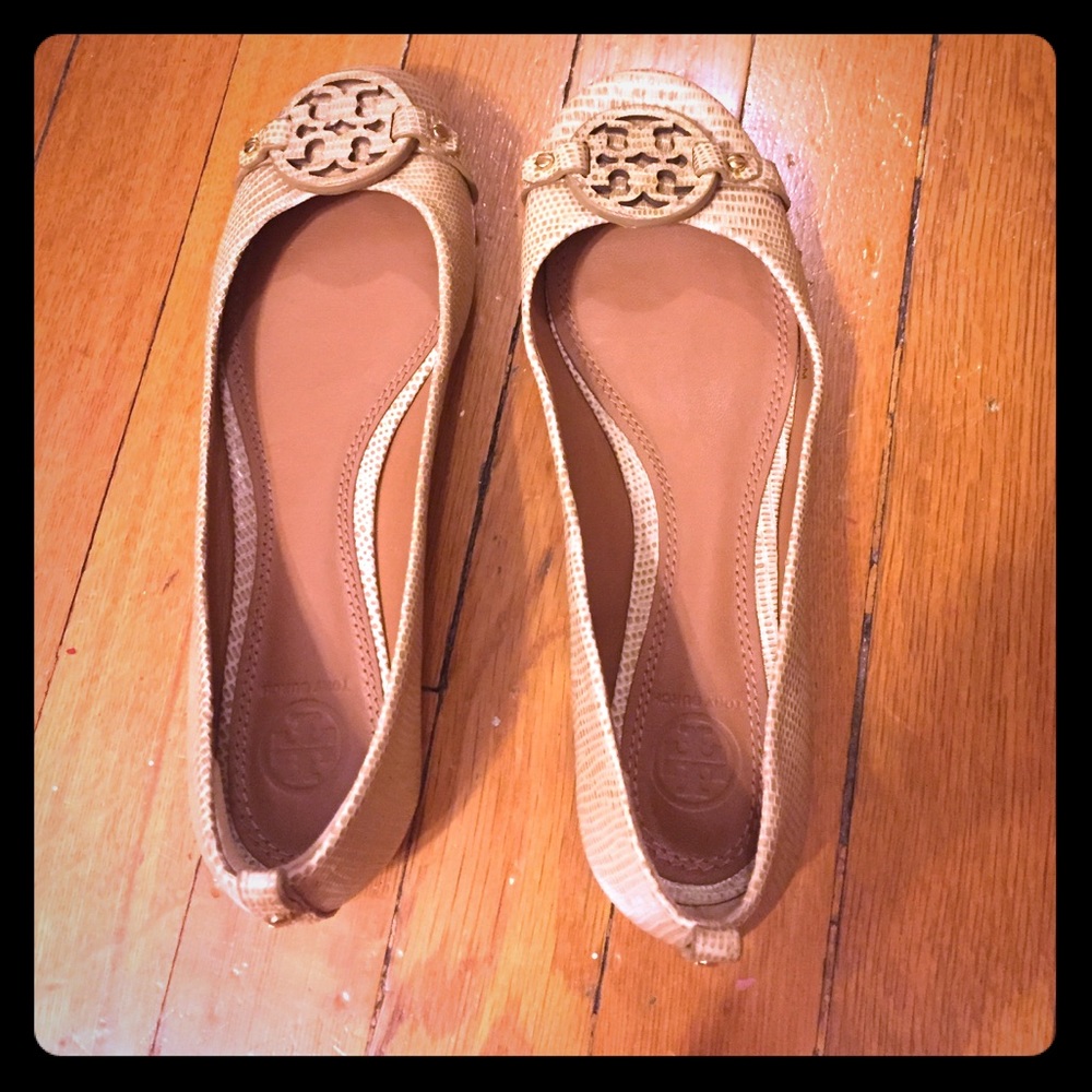 Tory Burch mini Miller tan flats!