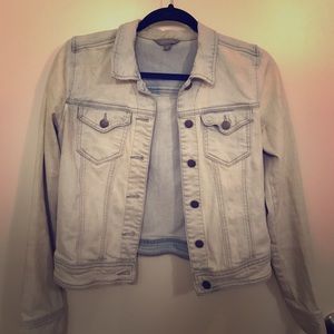 Light Jean Jacket // Small