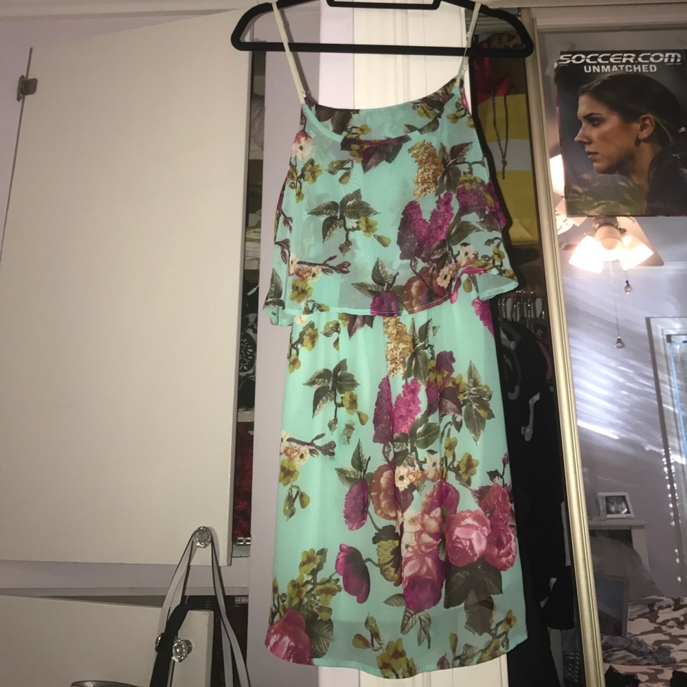 Tobi floral dress