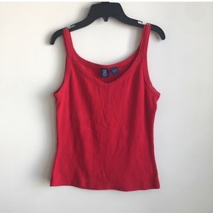 red tank top