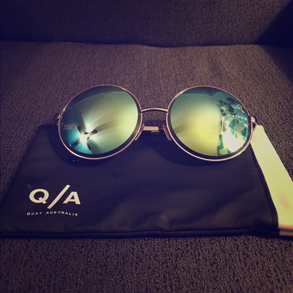Quay Australia Sunglasses Chelsea girl. Oversized