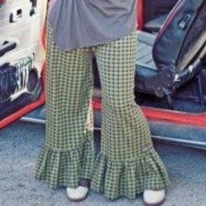 EUC Medium Matilda Jane Myrtle Big Ruffle pants