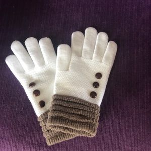 White and brown winter gloves