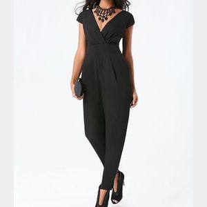 Emma bow jumpsuit brand new. Never worn.