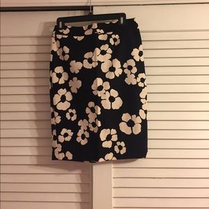 Pretty floral LOFT skirt size 0