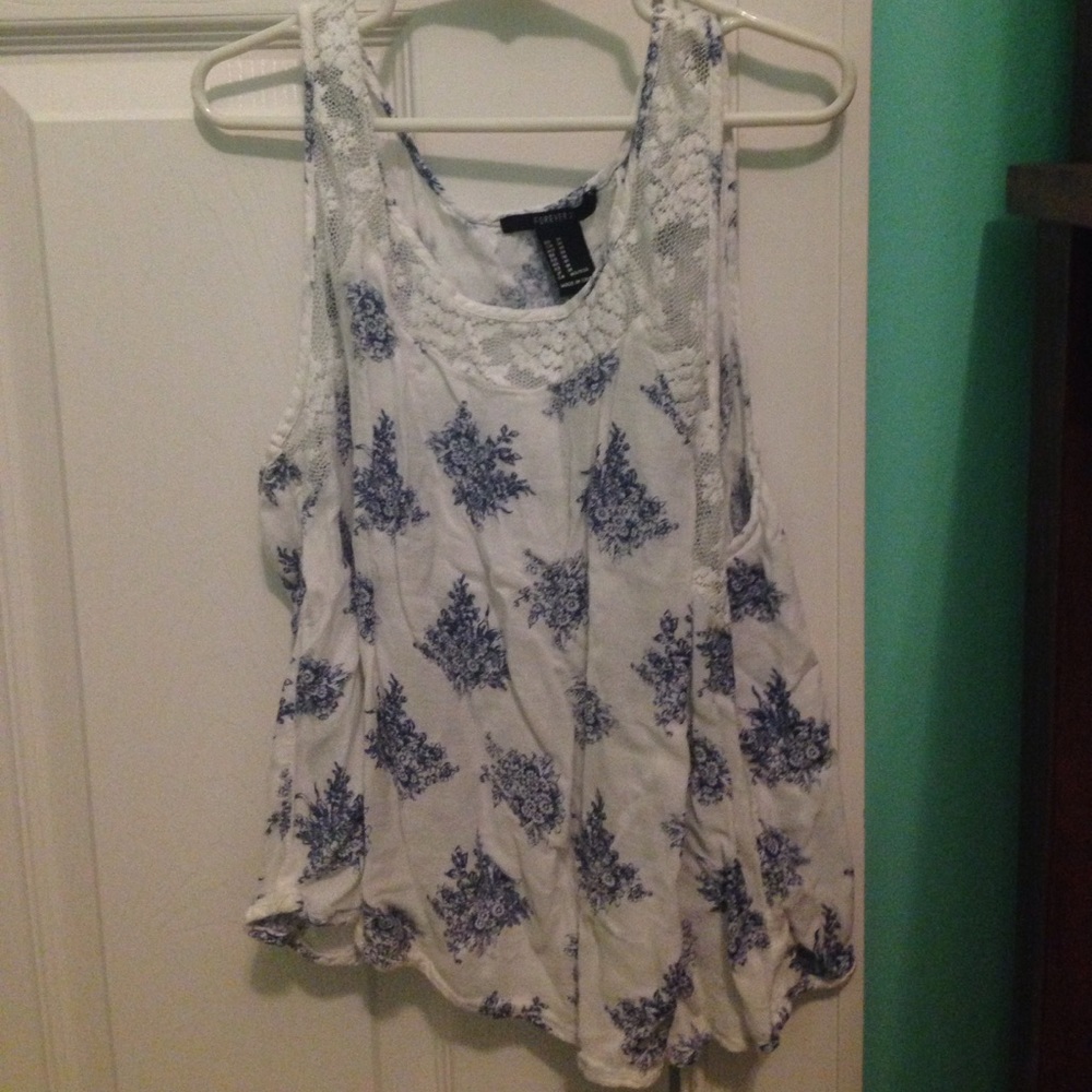 Forever 21 Womens medium floral shirt