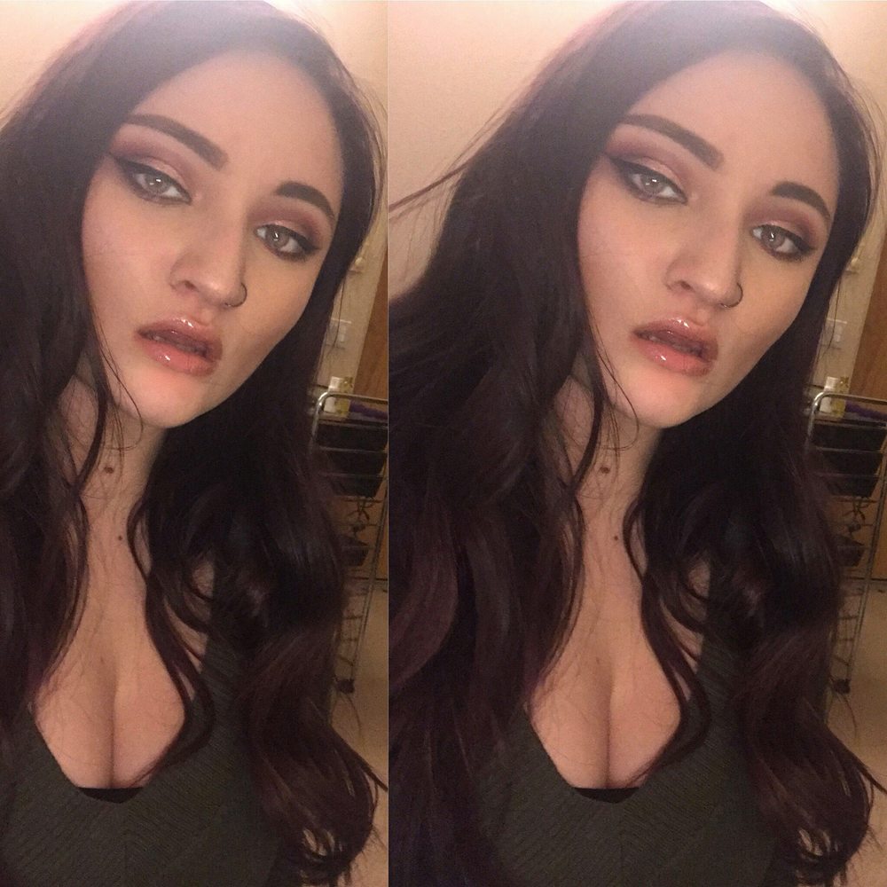 Meet your Posher, Adrianna