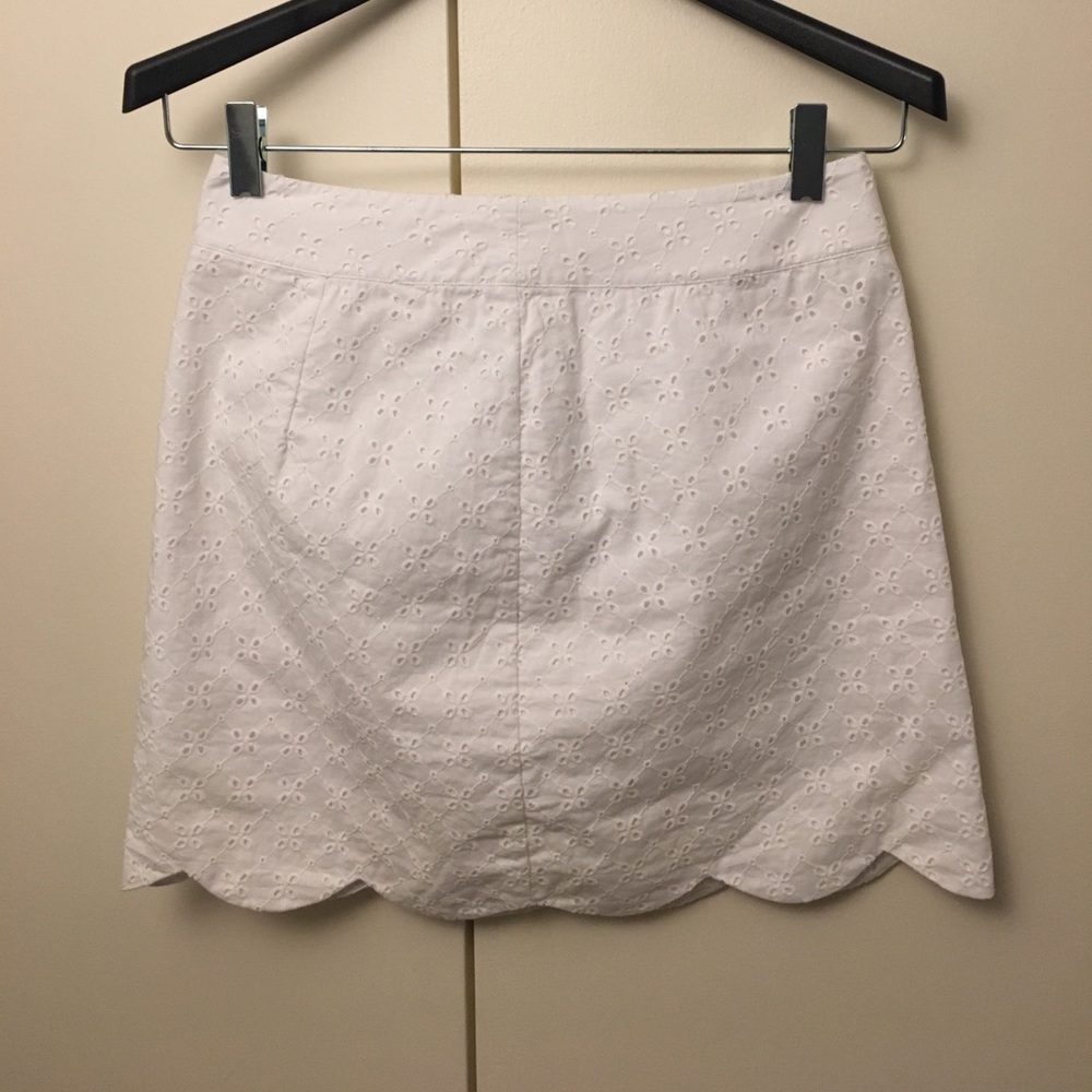 Vineyard Vines White Eyelet Scalloped Skirt