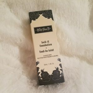 Kat Von D Lock-It Foundation