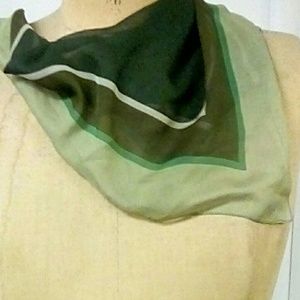 NY & CO squares of greens scarf