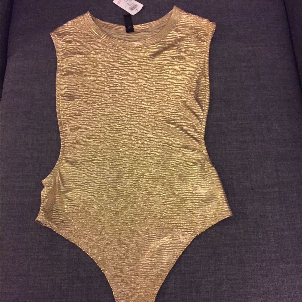 Gold body blouse size medium