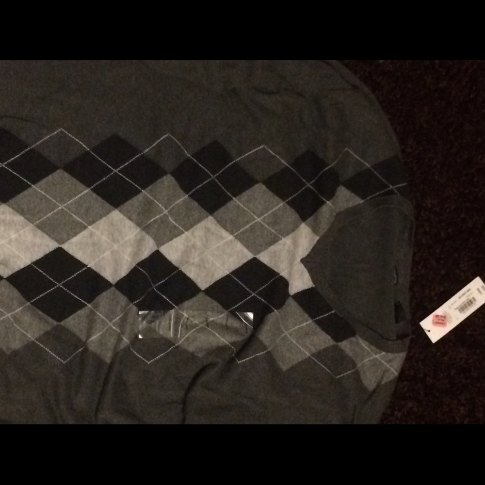 Claiborne sweater