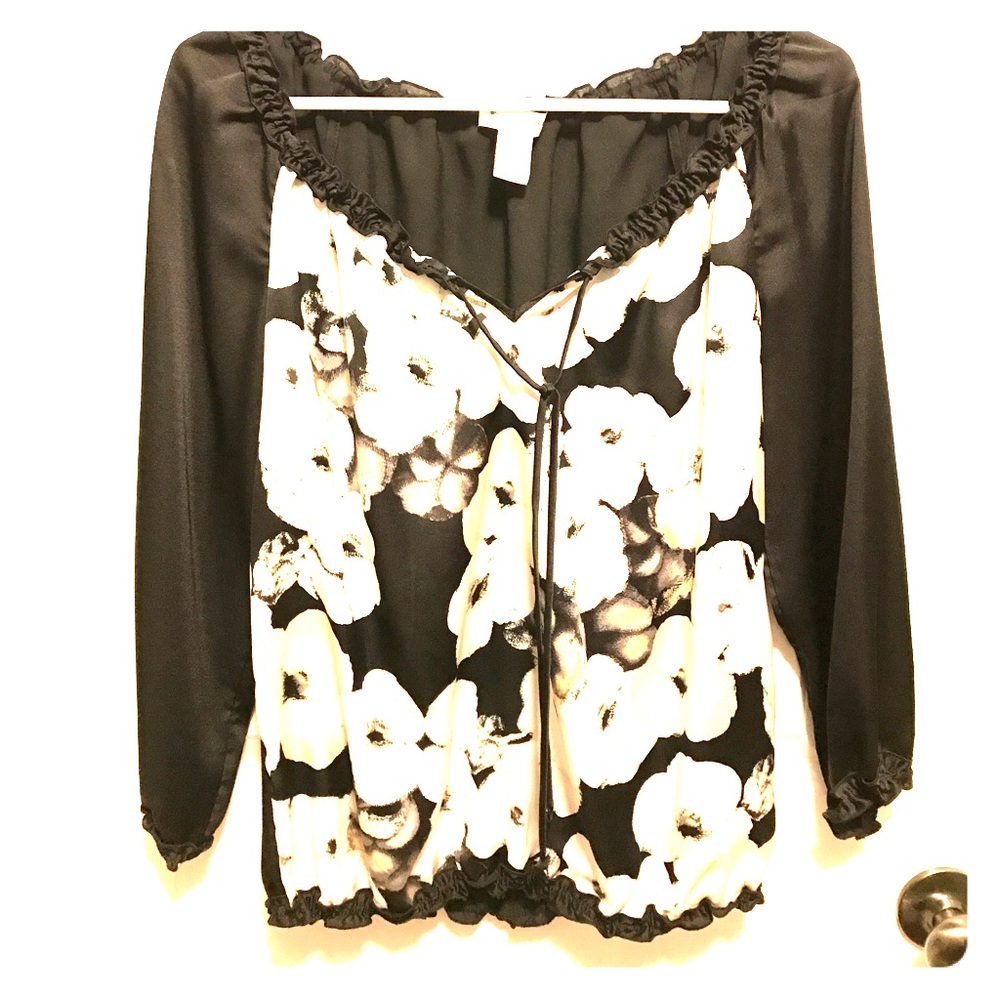 White House Black Market Floral Blouse