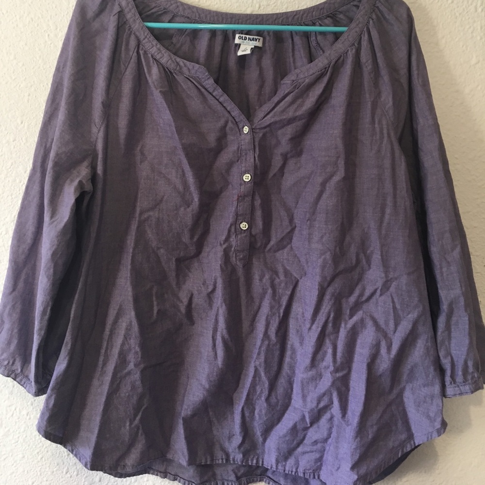 Old navy shirt