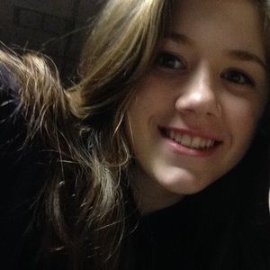 Meet your Posher, Julia