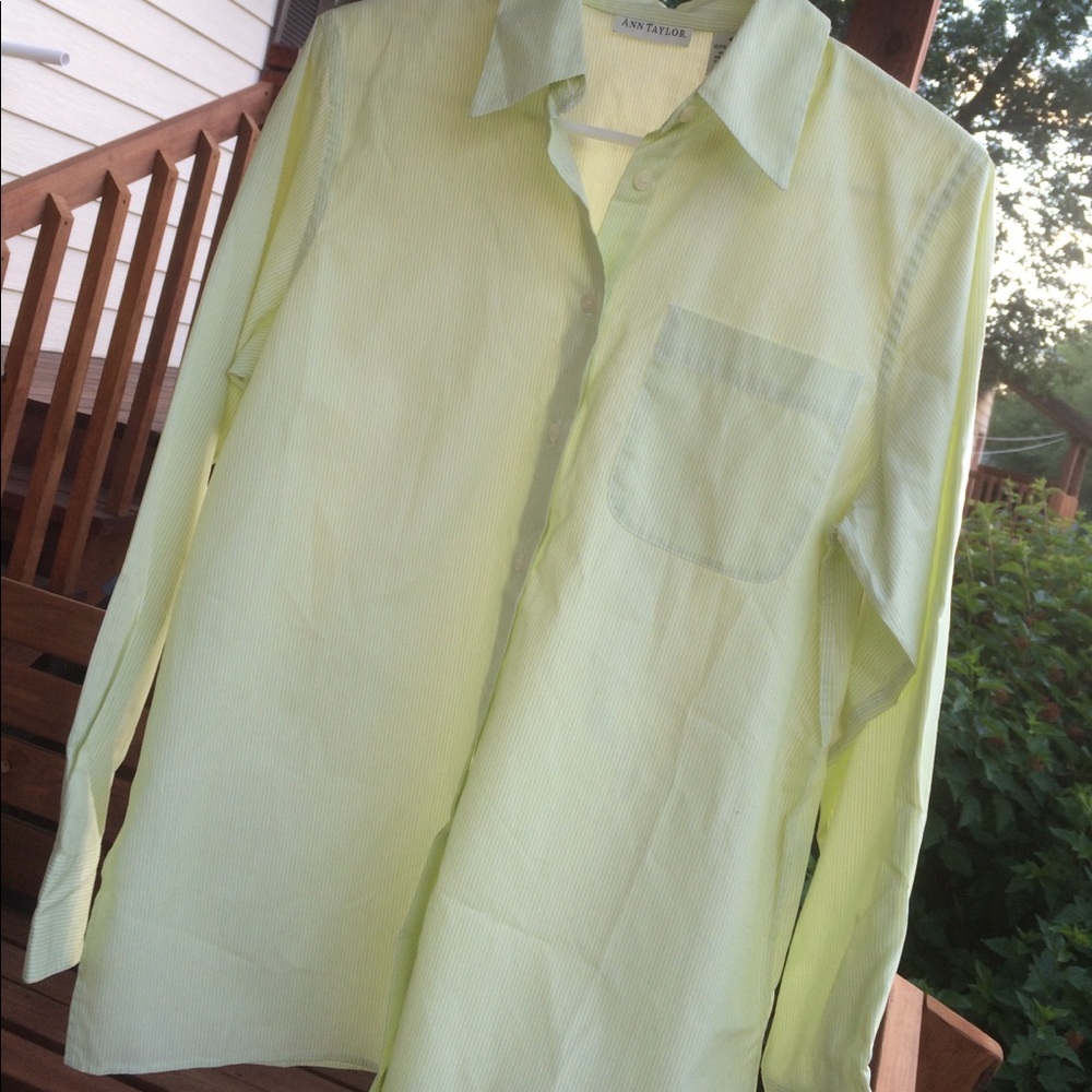 NWT Ann Taylor dress shirt with collar