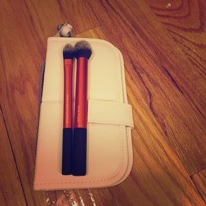 Real Techniques brushes and holder