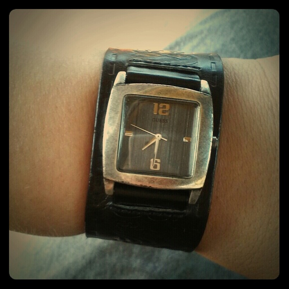 Guess Leather Watch - Picture 2 of 4