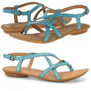 Strappy Flat Sandals with Buckle