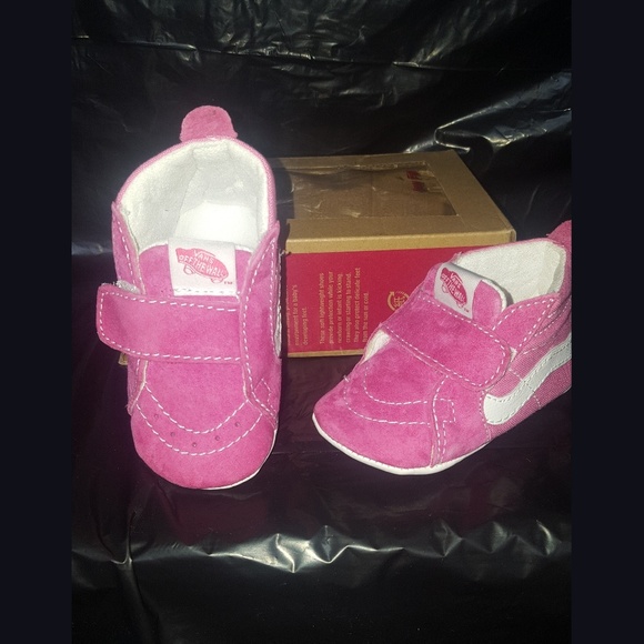 ⚠️SOLD⚠️NEW Baby Van Skate Sneakers 💕 - Picture 2 of 4