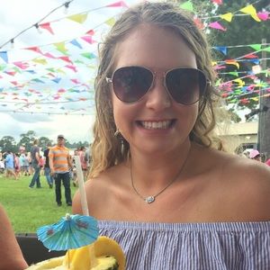 Meet your Posher, Heather