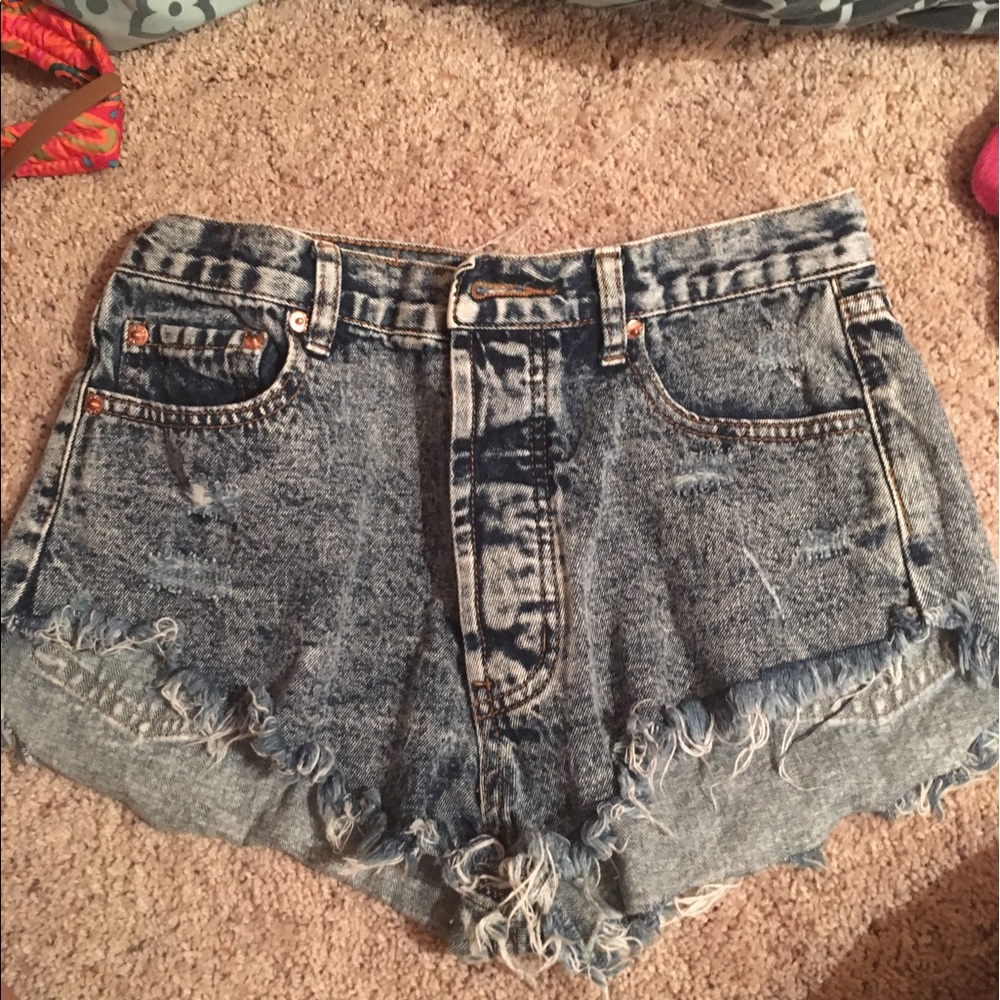 High waisted acid wash denim shorts