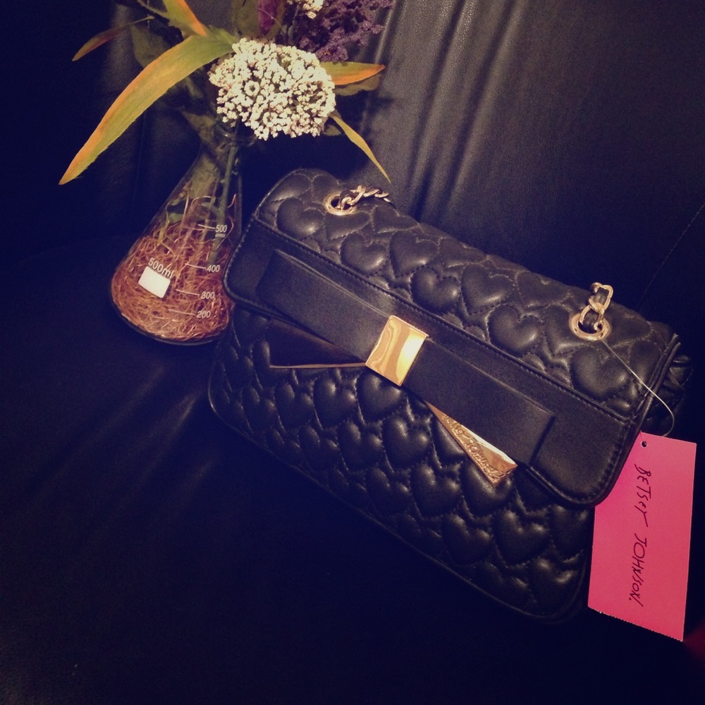 *Final Price* Betsey Johnson satchel purse