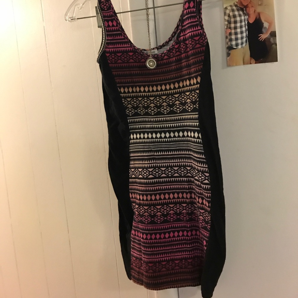 Sexy geometric pattern form fitting dress