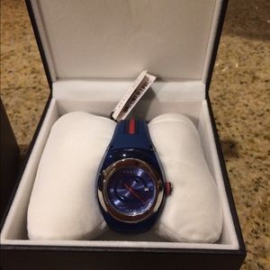 Gucci watch-brand new