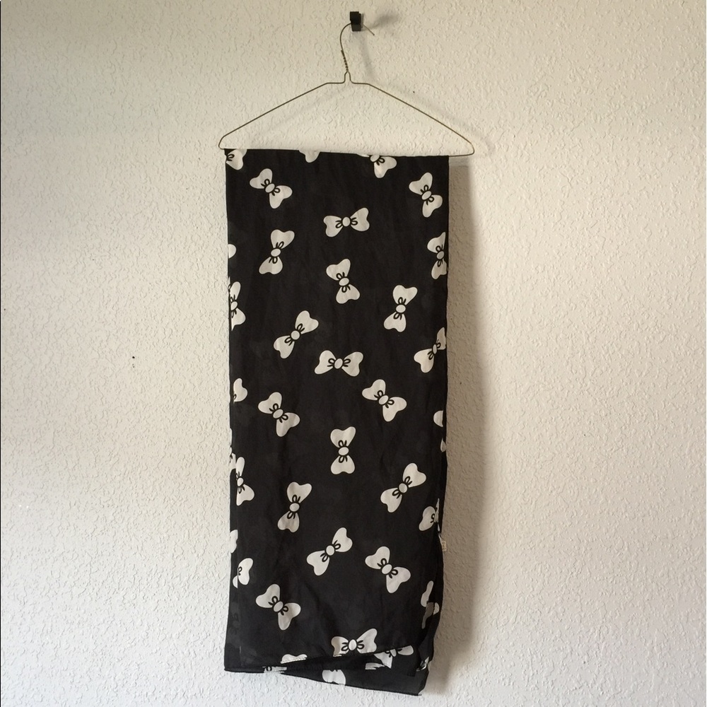 Cute Asian Fashion bow tie Scarf