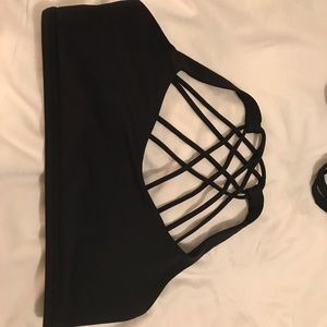 Free to be wild bra lululemon size 8 EUC black