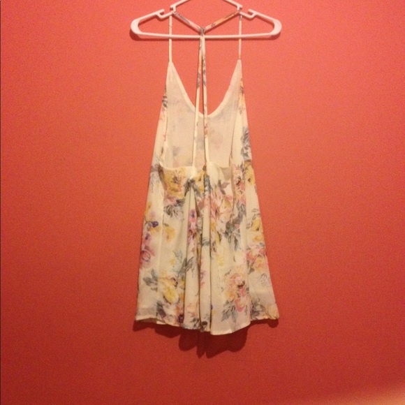 Great summer dress - Picture 2 of 3