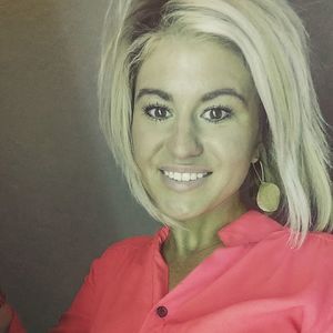 Meet your Posher, Whitney