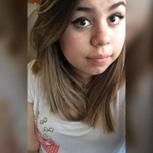 Meet your Posher, Daniela