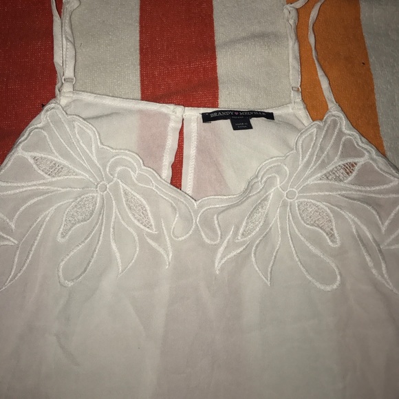 Brandy Melville White Crop - Picture 2 of 5