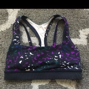 Lululemon strappy sports bra sz 4