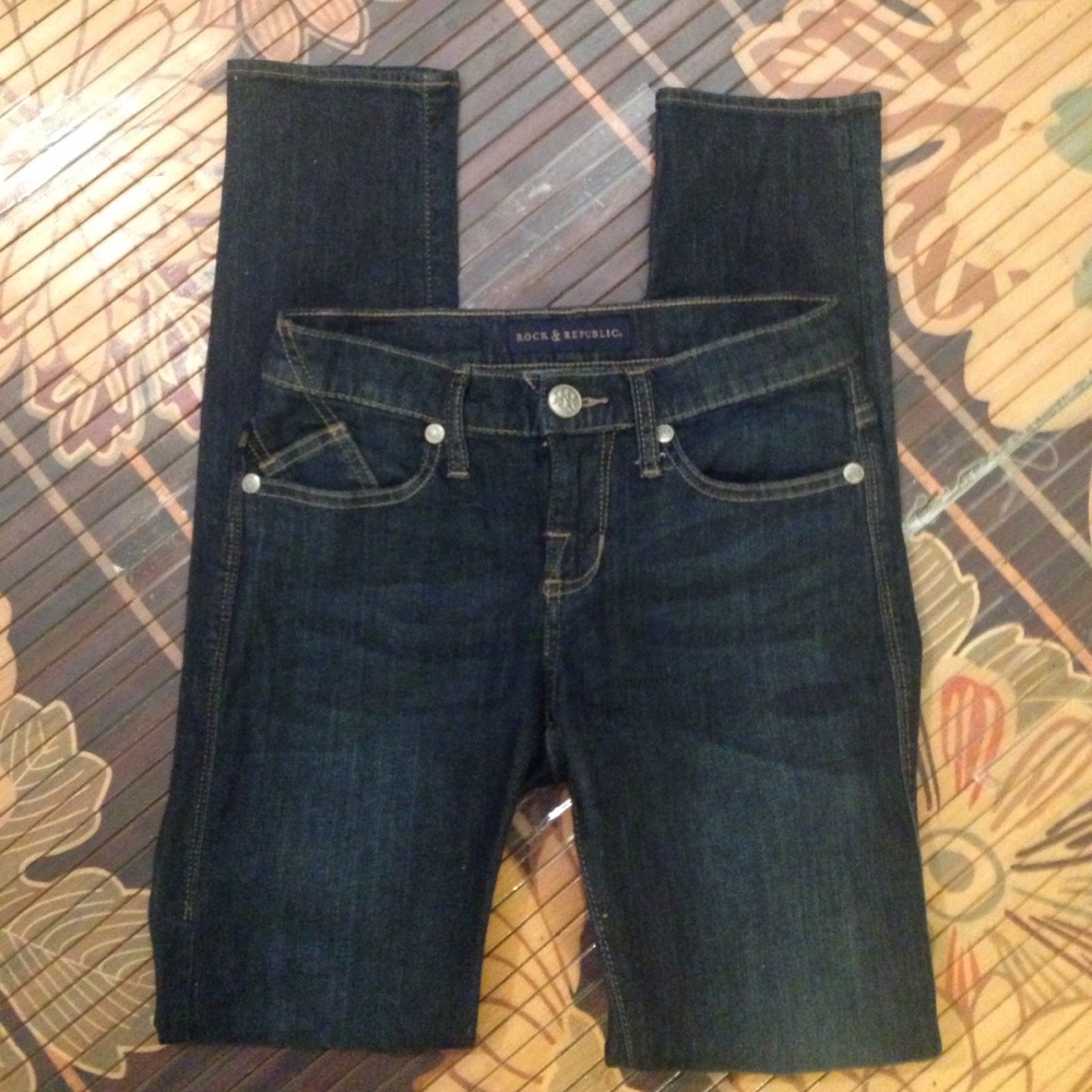ROCK N REPUBLIC JEANS 👖 SZ 2