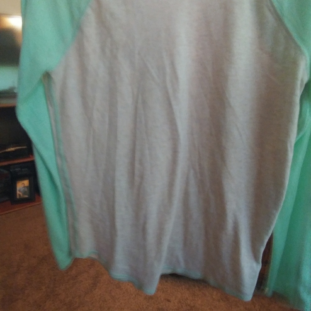 Long sleeved layering tee sea foam green and tan